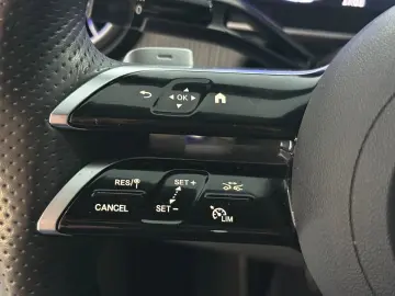 MERCEDES-BENZ EQE 300 AMG-LINE PANO MEMORY KAMERA AH&hellip;