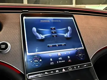 MERCEDES-BENZ EQE 300 ElectricArt Advanced  AHK Dist&hellip;
