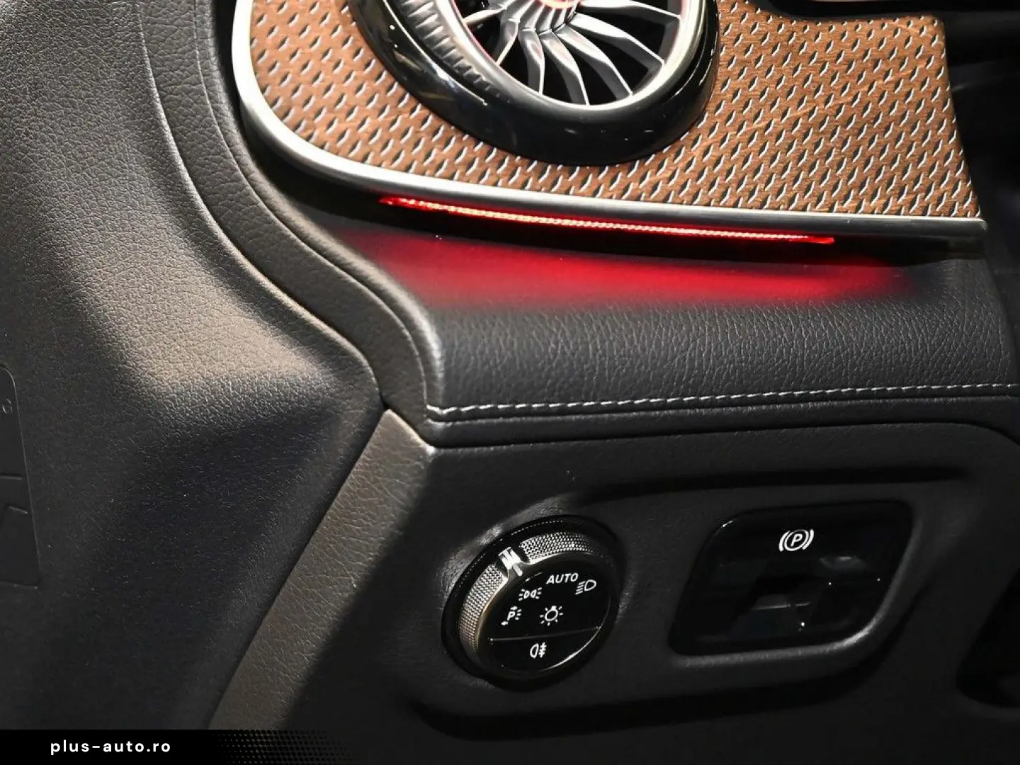 MERCEDES-BENZ EQE 300 ElectricArt Advanced  AHK Dist&hellip;