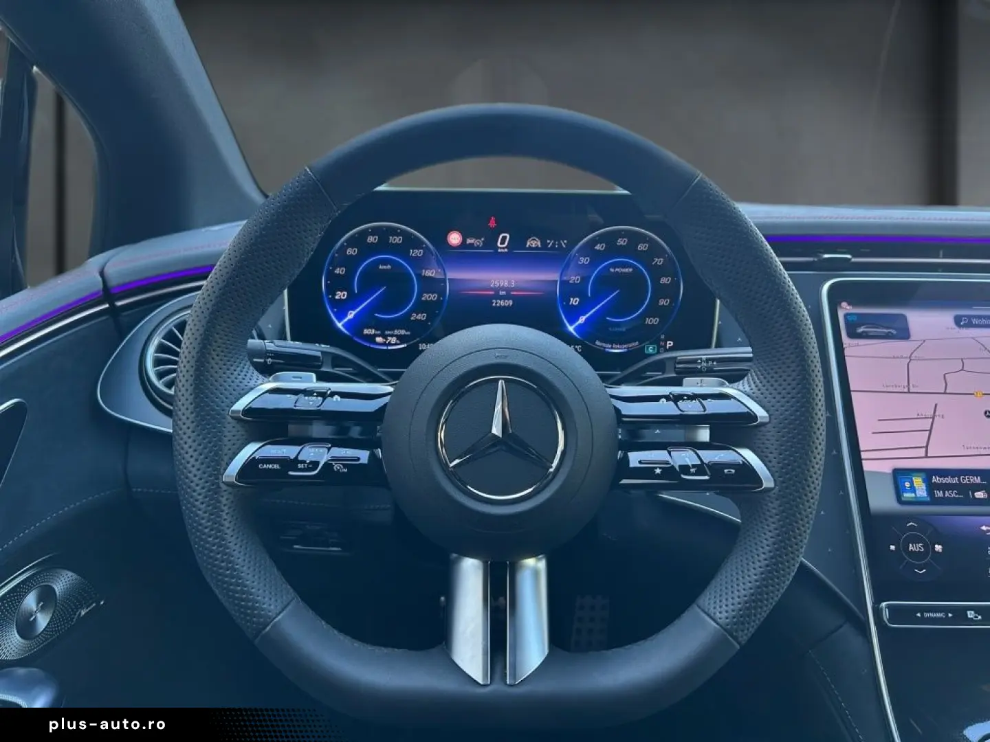 MERCEDES-BENZ EQE 300 AMG Night D.Light Pano Burmester 360