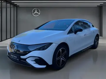 MERCEDES-BENZ EQE 300 AMG Night D.Light Pano Burmester 360