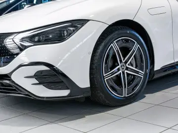 MERCEDES-BENZ EQE 350  Edition AMG PANO AHK NIGHT HI&hellip;