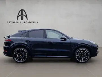 PORSCHE Cayenne S Coupé Platinum Inno Mega SPEC BiColor