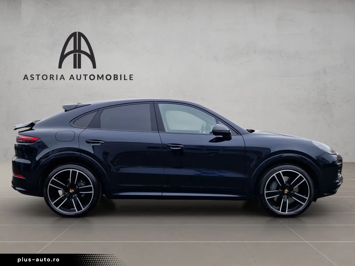 PORSCHE Cayenne S Coupé Platinum Inno Mega SPEC BiColor