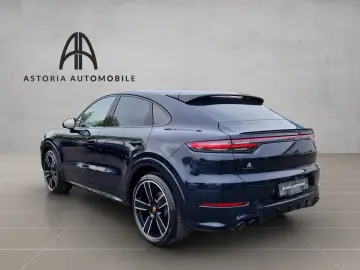 PORSCHE Cayenne S Coupé Platinum Inno Mega SPEC BiColor
