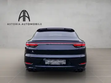 PORSCHE Cayenne S Coupé Platinum Inno Mega SPEC BiColor