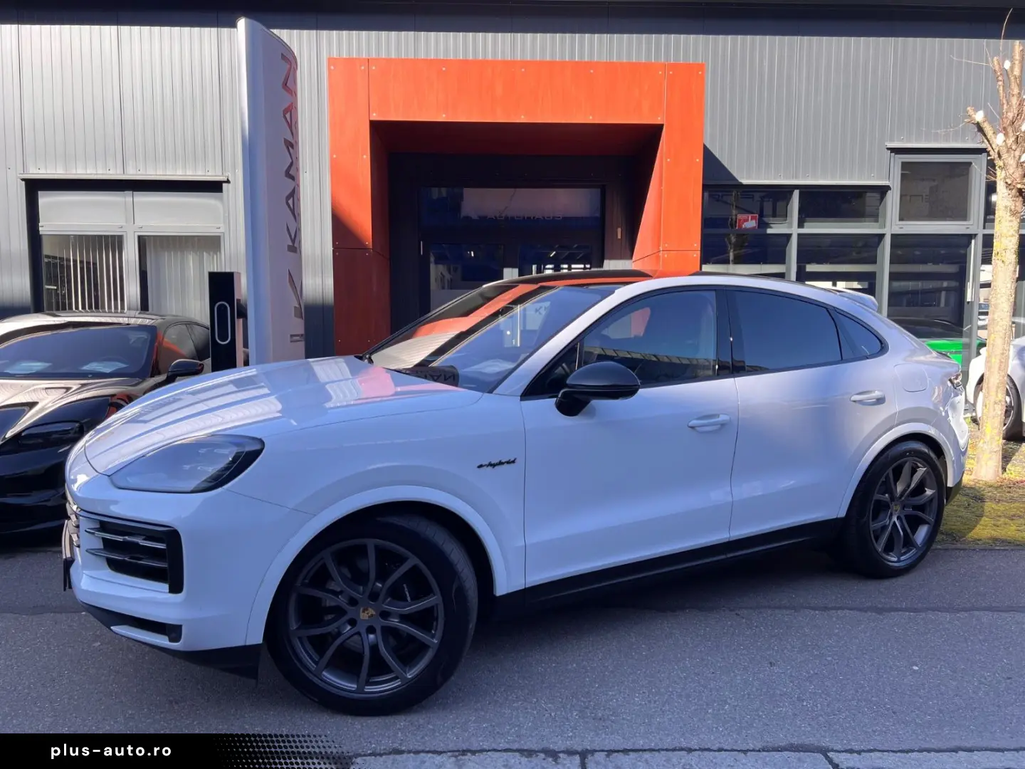 PORSCHE Cayenne Coupe E-Hyb.punte spate viratoare·