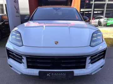 PORSCHE Cayenne Coupe E-Hyb.punte spate viratoare·