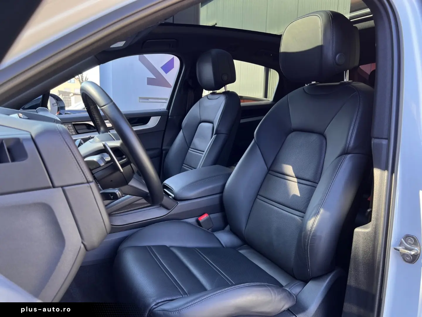 PORSCHE Cayenne Coupe E-Hyb.punte spate viratoare·