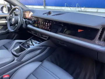 PORSCHE Cayenne Coupe E-Hyb.punte spate viratoare·