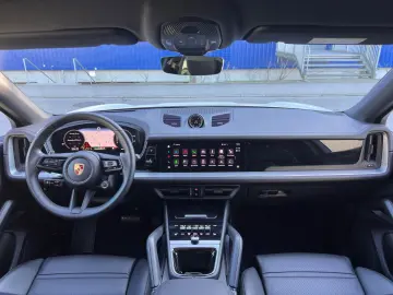 PORSCHE Cayenne Coupe E-Hyb.punte spate viratoare·