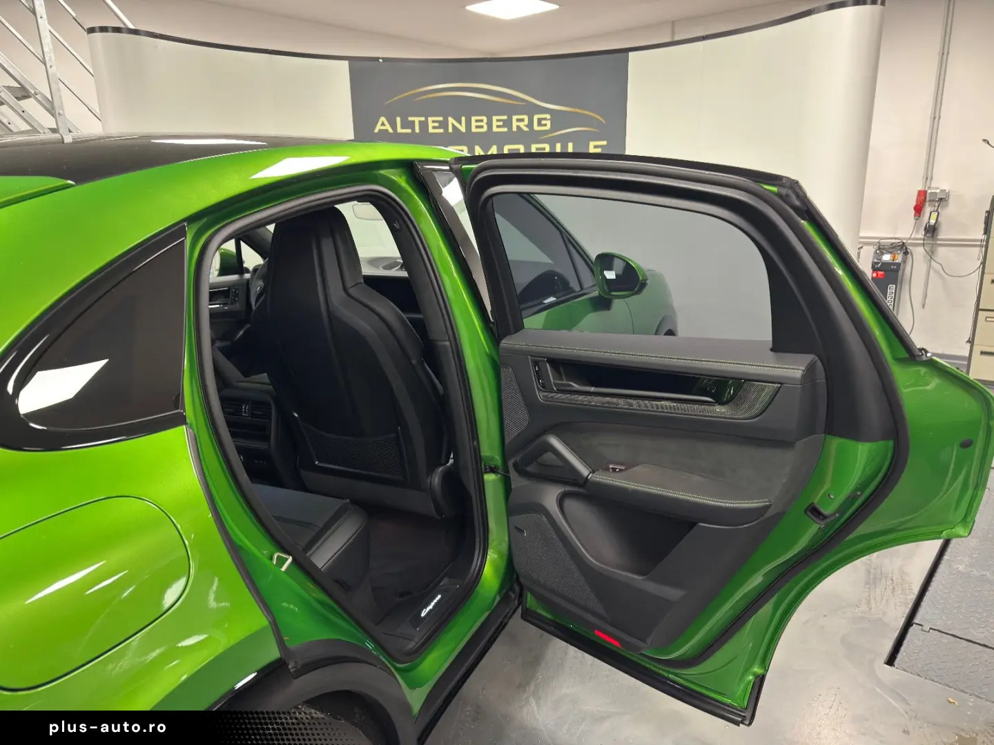 PORSCHE Cayenne Coupe GTS 18 Wege AHK Standhzg. 360  ACC