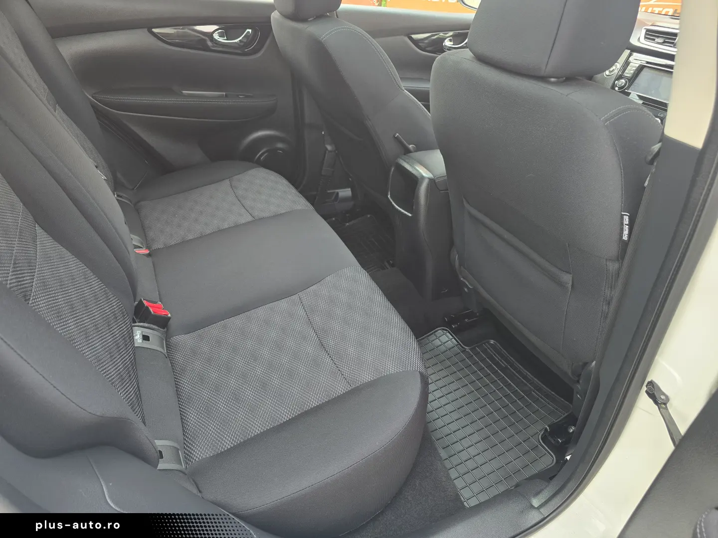 Nissan Qashqai Suv Connect Edition Finantare Rate-Credit