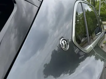 BENTLEY Bentayga EWB Azure  NAIM RSE ParkingHeater