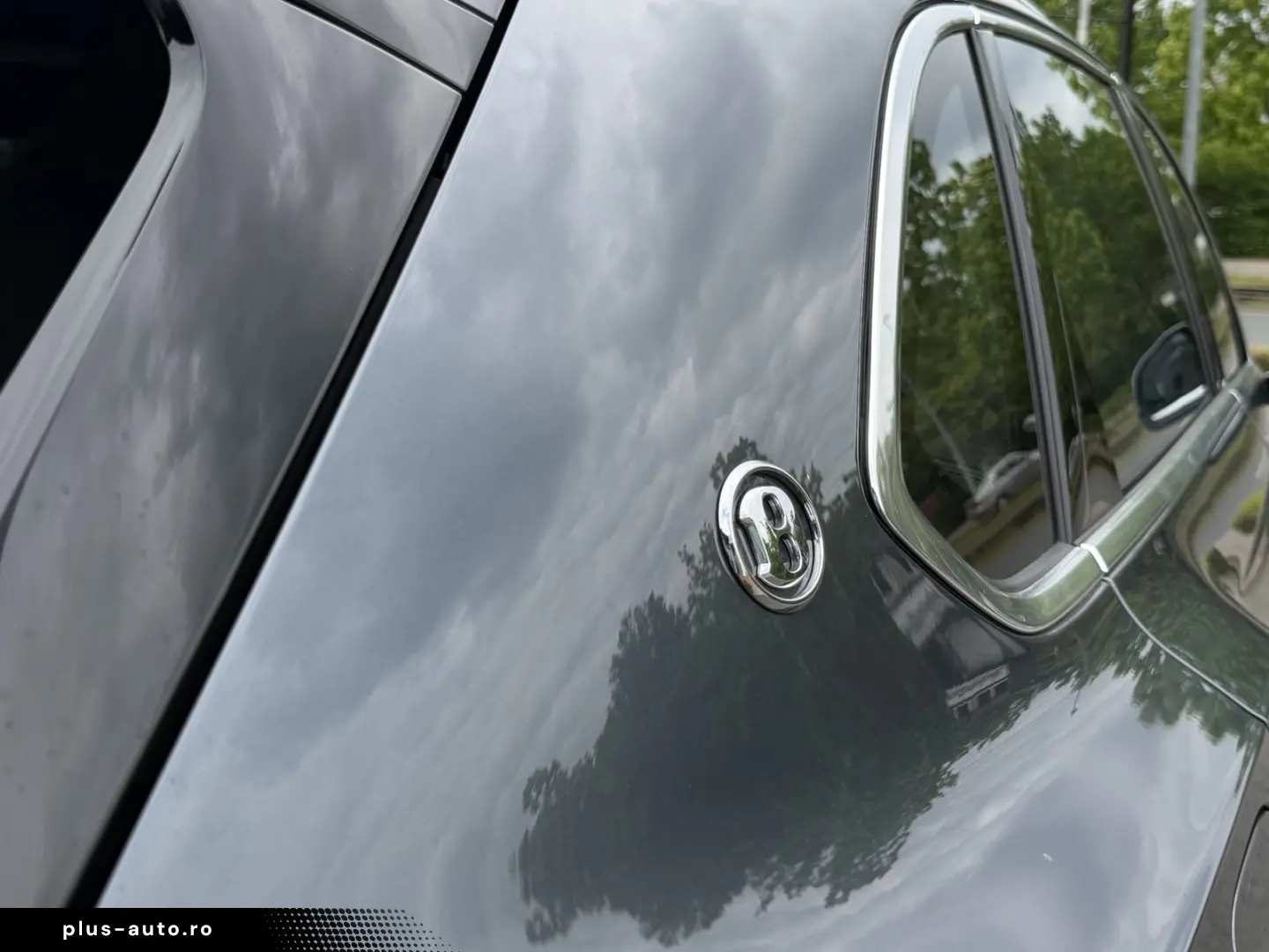 BENTLEY Bentayga EWB Azure  NAIM RSE ParkingHeater