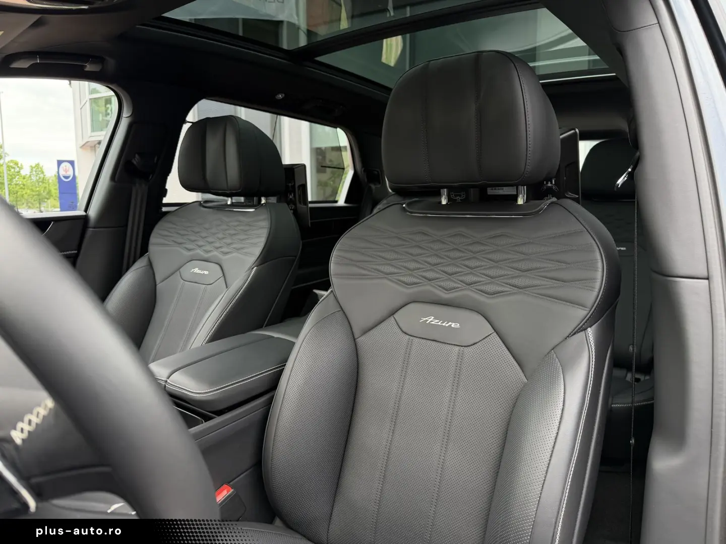 BENTLEY Bentayga EWB Azure  NAIM RSE ParkingHeater