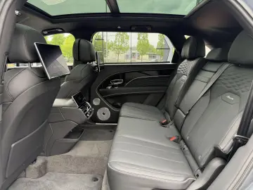 BENTLEY Bentayga EWB Azure  NAIM RSE ParkingHeater