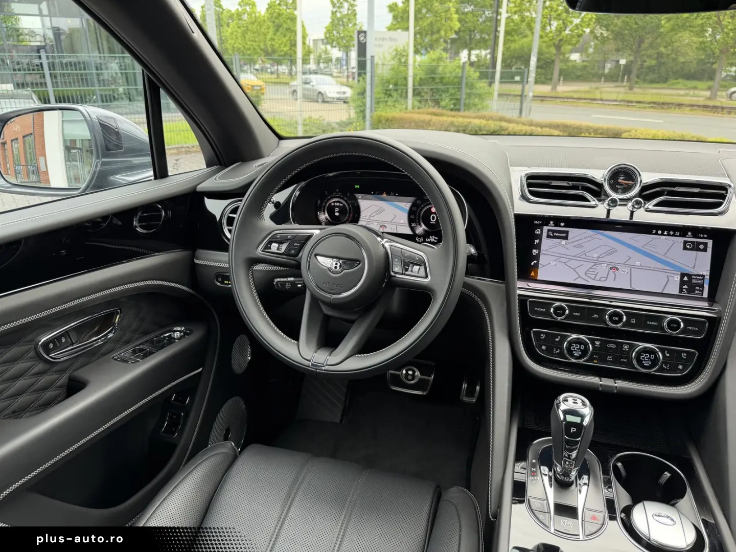 BENTLEY Bentayga EWB Azure  NAIM RSE ParkingHeater