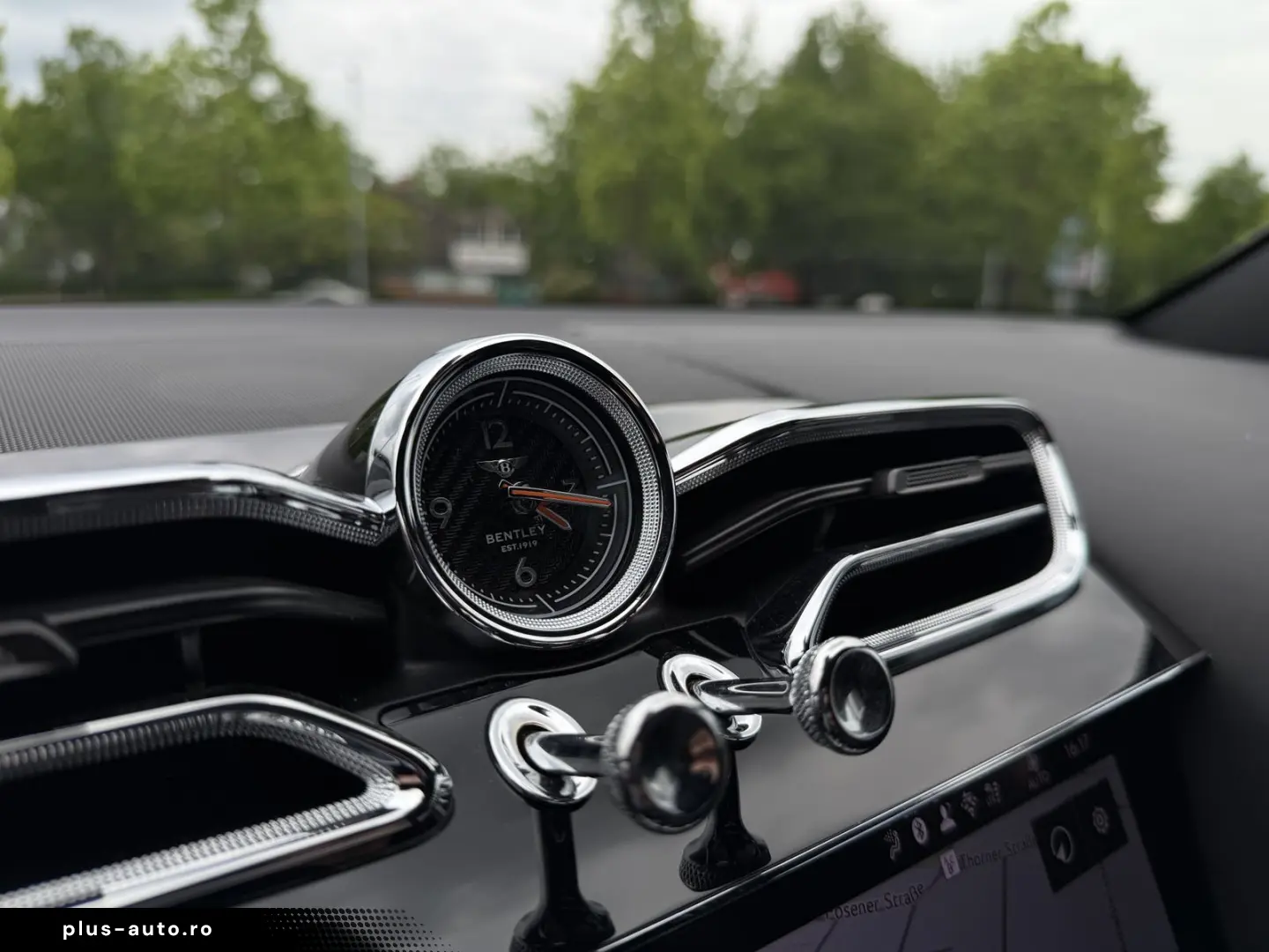BENTLEY Bentayga EWB Azure  NAIM RSE ParkingHeater