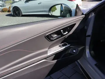 MERCEDES-BENZ CLE 53 AMG 4M Premium-Pano-Carbon