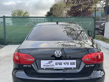 VW Jetta Highline 2.0 TDI Rate Garantie