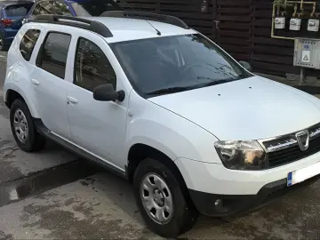 Dacia Duster Laureate 1.6 16V MPI 4x4