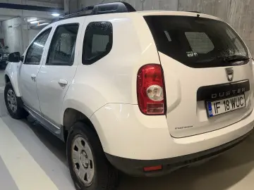 Dacia Duster Laureate 1.6 16V MPI 4x4