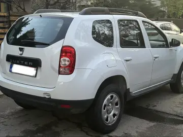 Dacia Duster Laureate 1.6 16V MPI 4x4