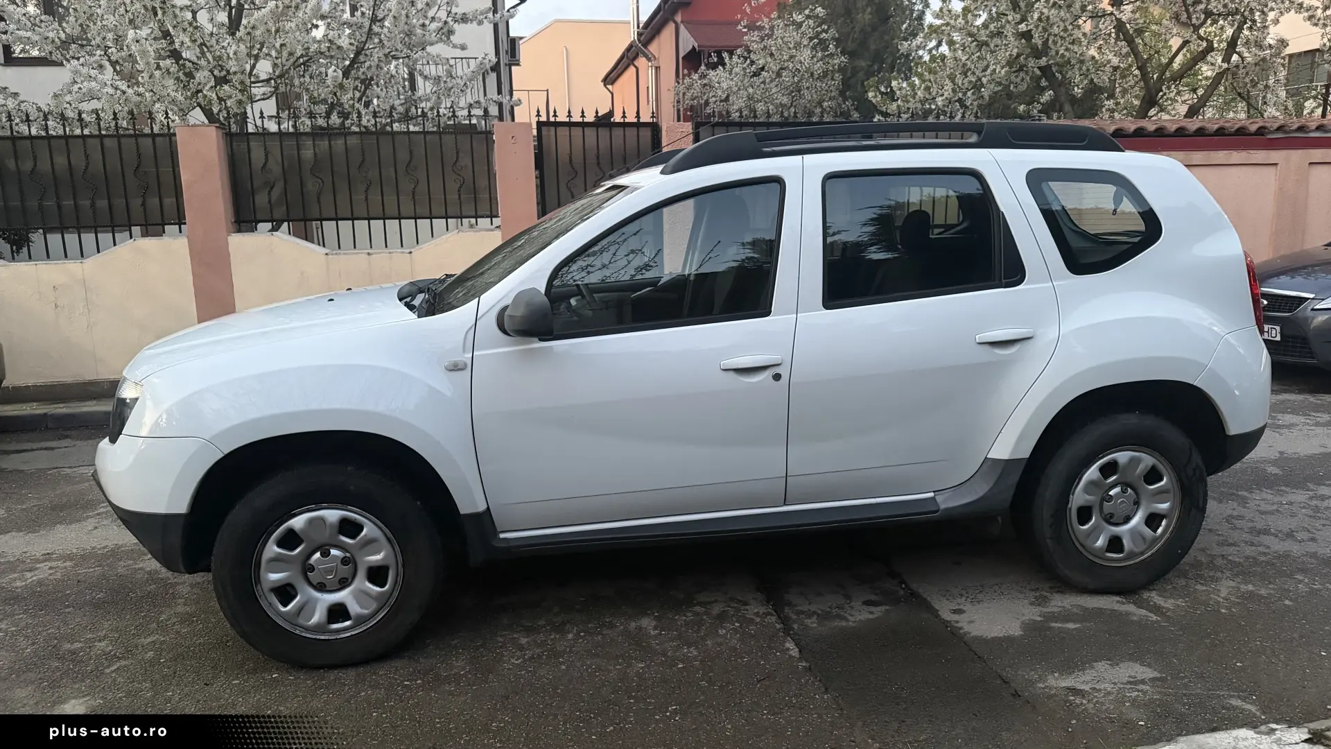 Dacia Duster Laureate 1.6 16V MPI 4x4
