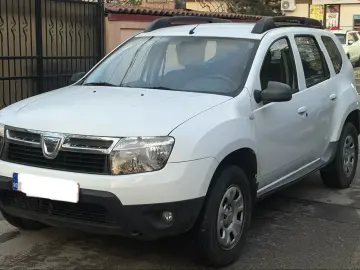 Dacia Duster Laureate 1.6 16V MPI 4x4