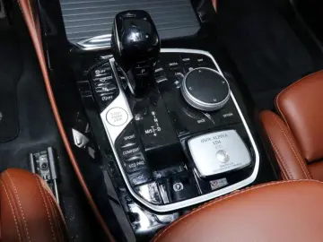 BMW ALPINA XD4 AHK Panorama Memory ACC  H&K HUD