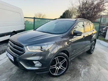 FORD KUGA ST-LINE 4X4