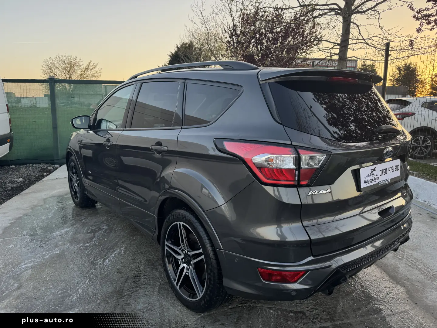 FORD KUGA ST-LINE 4X4