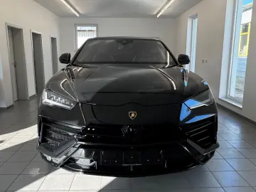 LAMBORGHINI Urus S