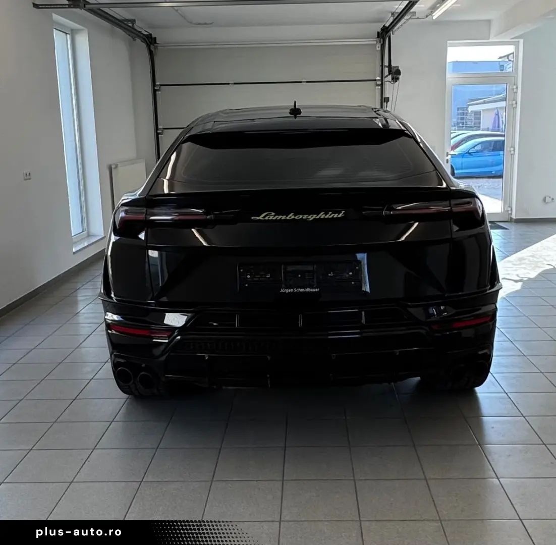 LAMBORGHINI Urus S