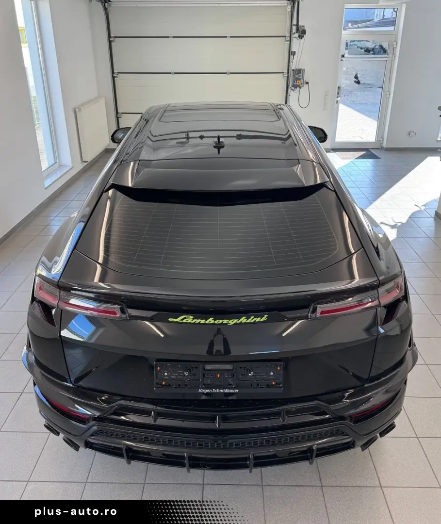 LAMBORGHINI Urus S