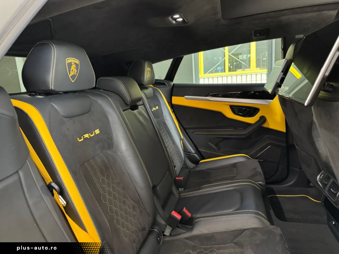 LAMBORGHINI Urus S