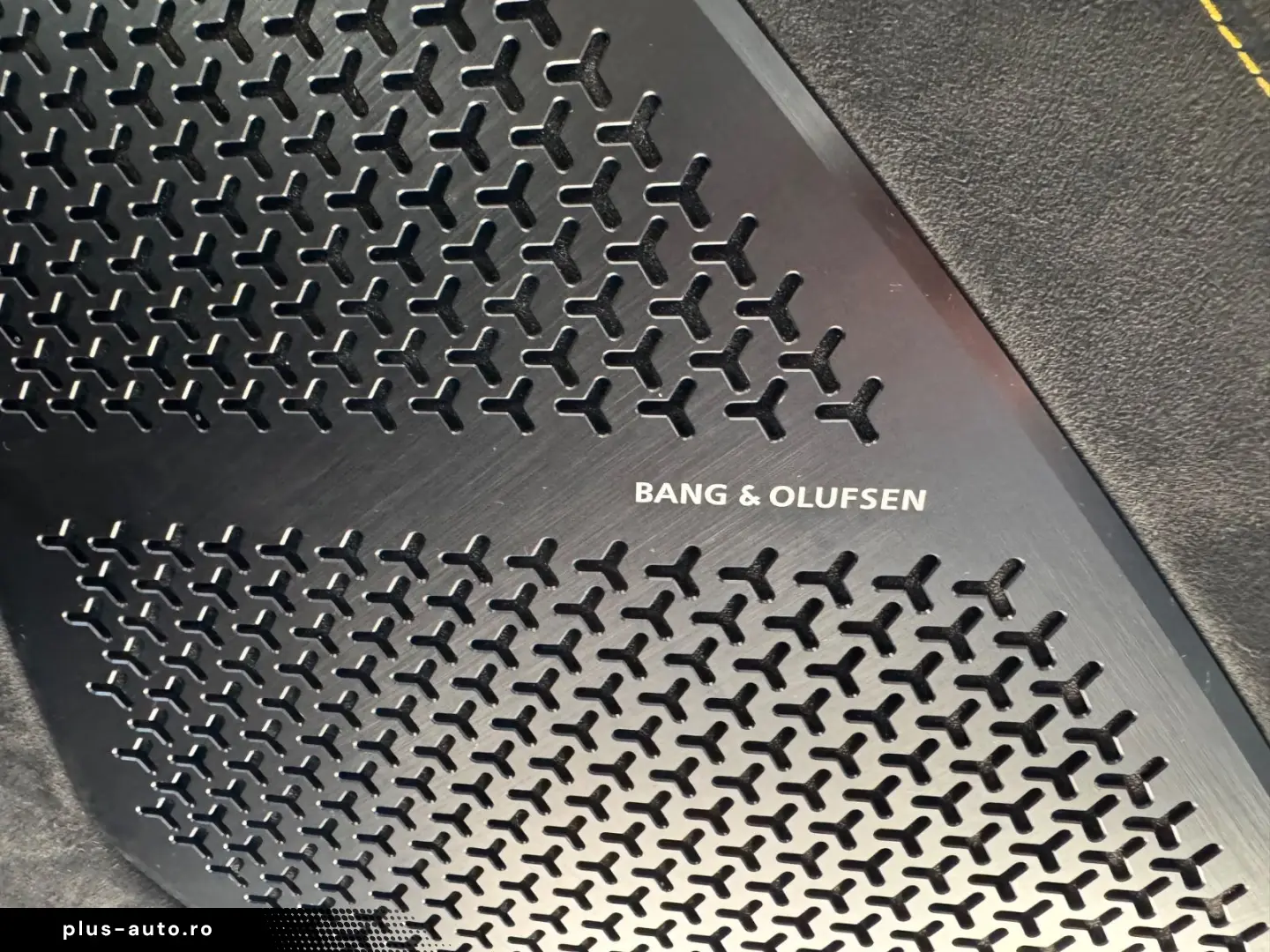 LAMBORGHINI Urus S