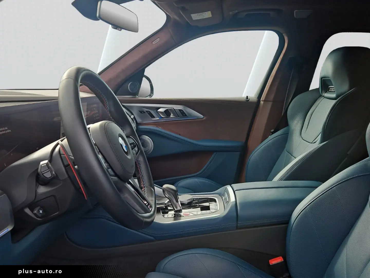 BMW XM  Bowers & Wilkins Soft-Close Laser 360  23