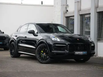 PORSCHE E-Hybrid Coupé PLATINUM-SPORTDESIGN-ACC-AHK-VOLL