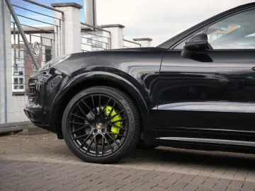 PORSCHE E-Hybrid Coupé PLATINUM-SPORTDESIGN-ACC-AHK-VOLL