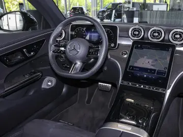 MERCEDES-BENZ CLE 200 Coupé AMG Night Panorama Kamera LED