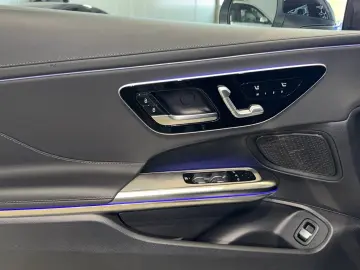 MERCEDES-BENZ CLE 220 d Cabrio AMG