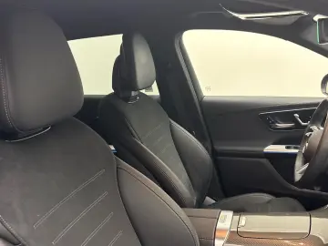 MERCEDES-BENZ GLC 300 d 4M AMG Premium Digital-Light 360