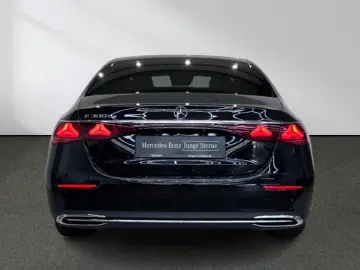 MERCEDES-BENZ E 300 de Avantgarde