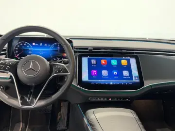 MERCEDES-BENZ E 300 de Avantgarde