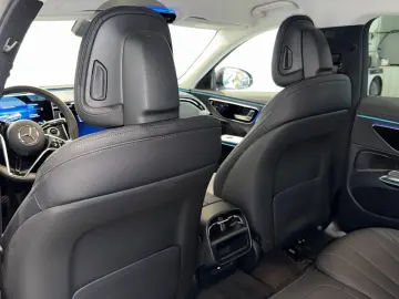 MERCEDES-BENZ E 300 de Avantgarde