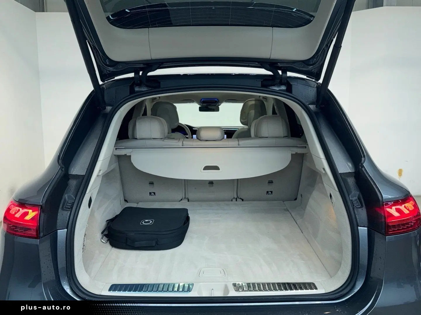 MERCEDES-BENZ EQS 450  SUV AMG