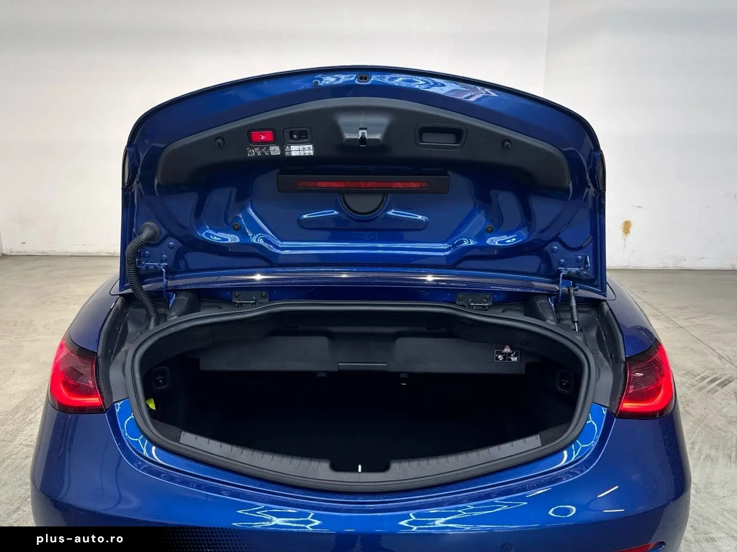 MERCEDES-BENZ CLE 200 4M Cabrio AMG