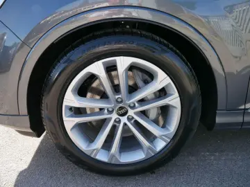 AUDI Q7 S line 45 TDI 4X4